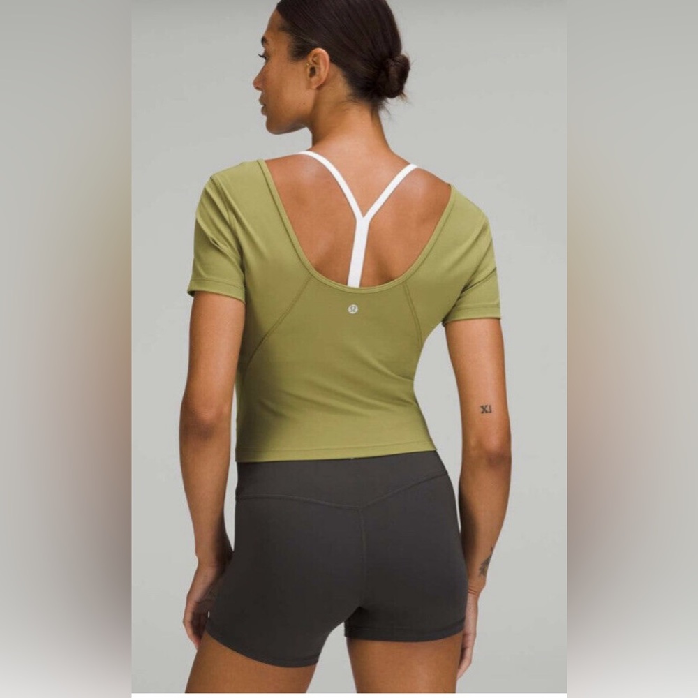 LULULEMON Align Tee Shirt In Green Jasper
Cropped Size:4